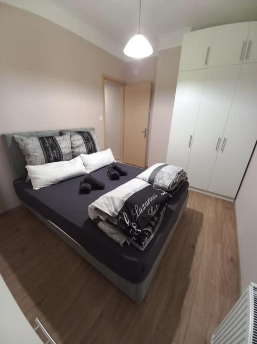 Kassandrou Deluxe Apartment Salonicco Esterno foto