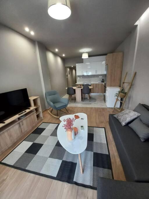 Kassandrou Deluxe Apartment Salonicco Esterno foto