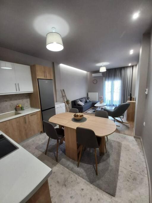 Kassandrou Deluxe Apartment Salonicco Esterno foto