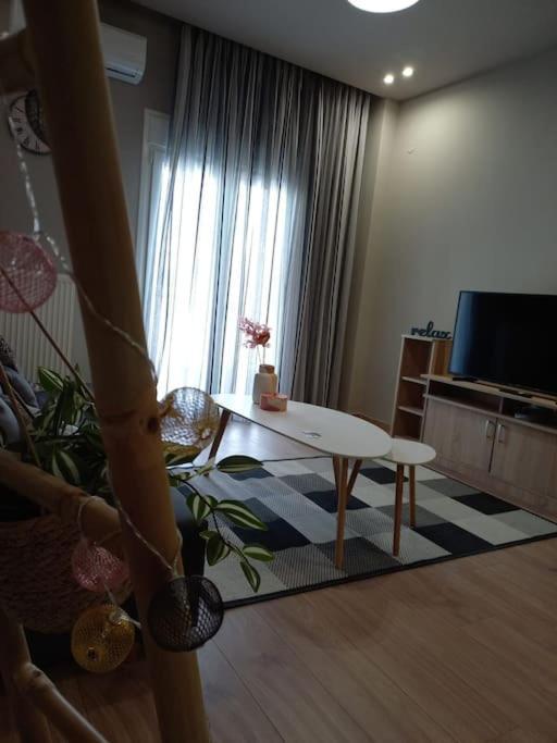 Kassandrou Deluxe Apartment Salonicco Esterno foto